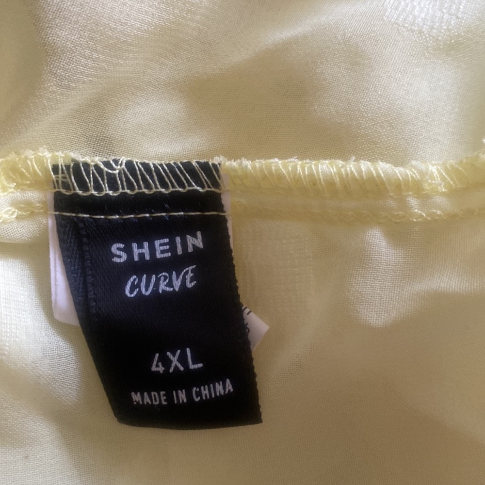 Yellow 4X Blouse - Picture 4 of 5